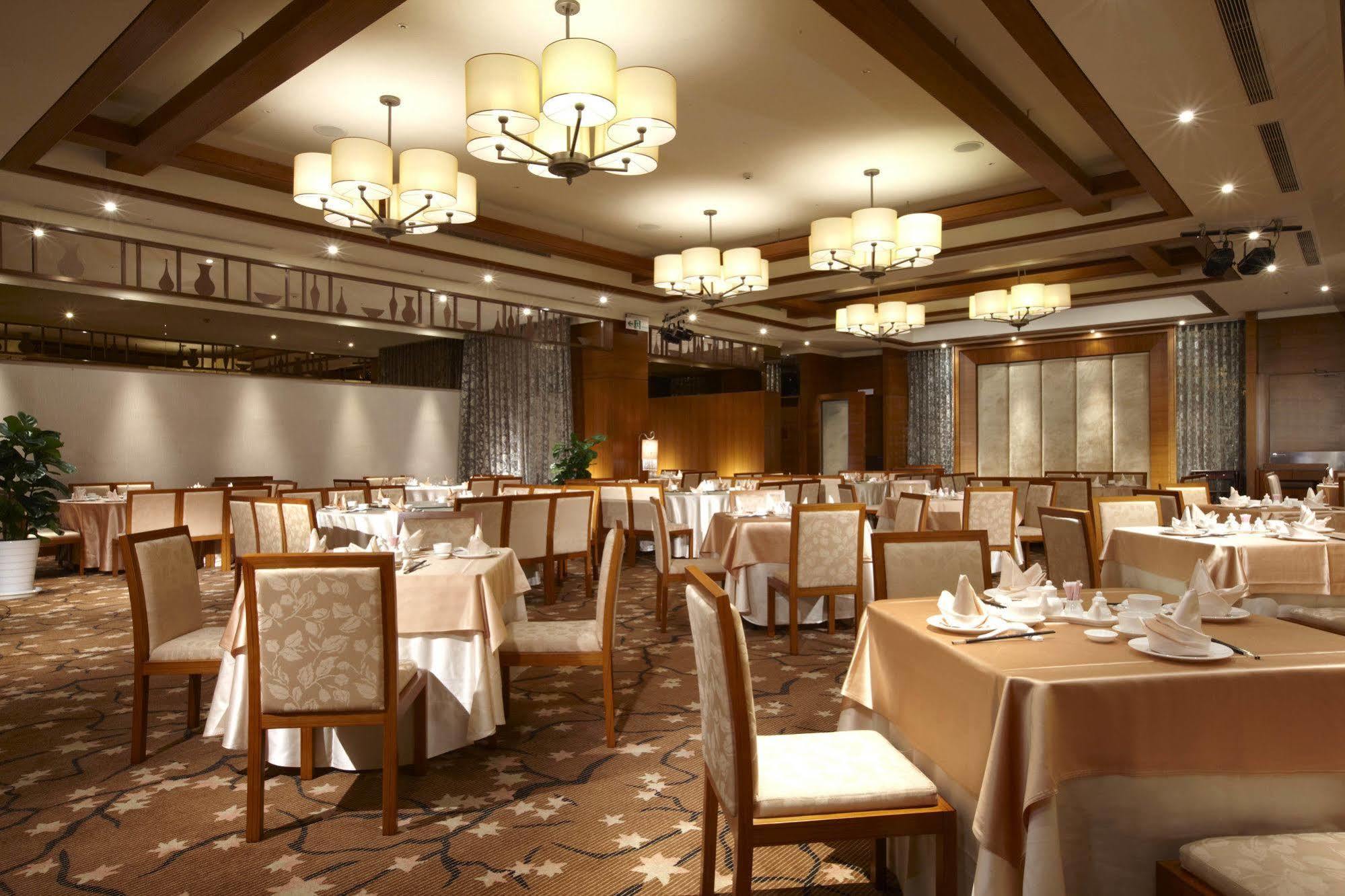 E-Da Royal Hotel Dashu Restaurant photo